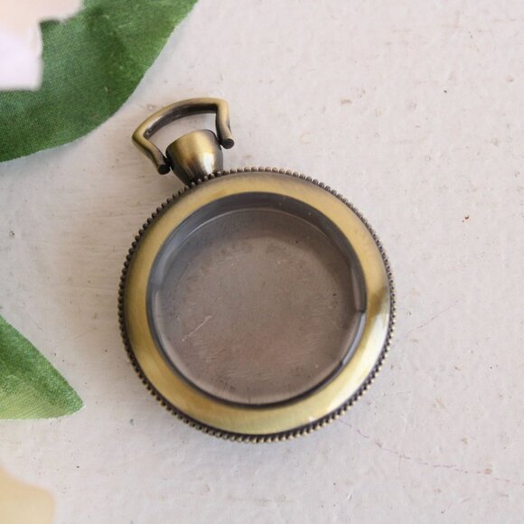 Pocket Watch Case 1.5" Steampunk Retro, Gold Tone or Brass Beveled Glass Front - Picture 1 of 10